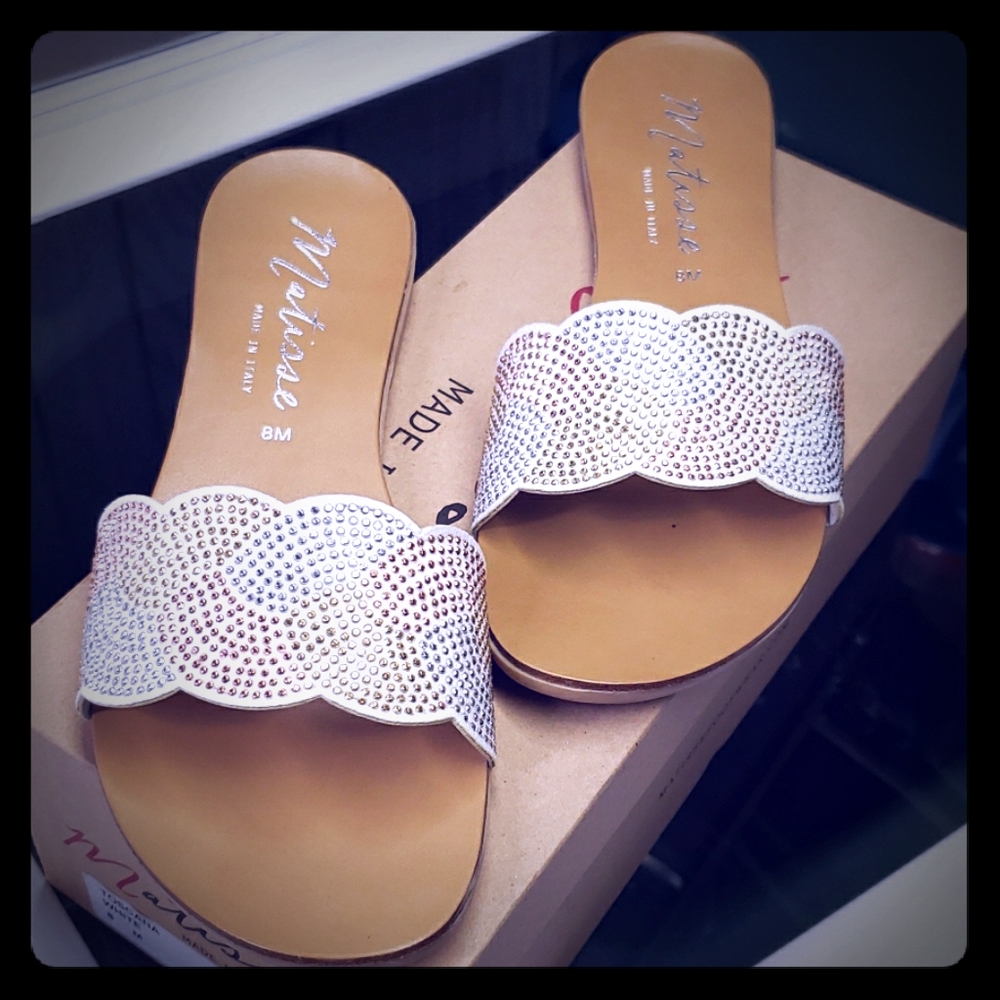 Pretty white slide sandal